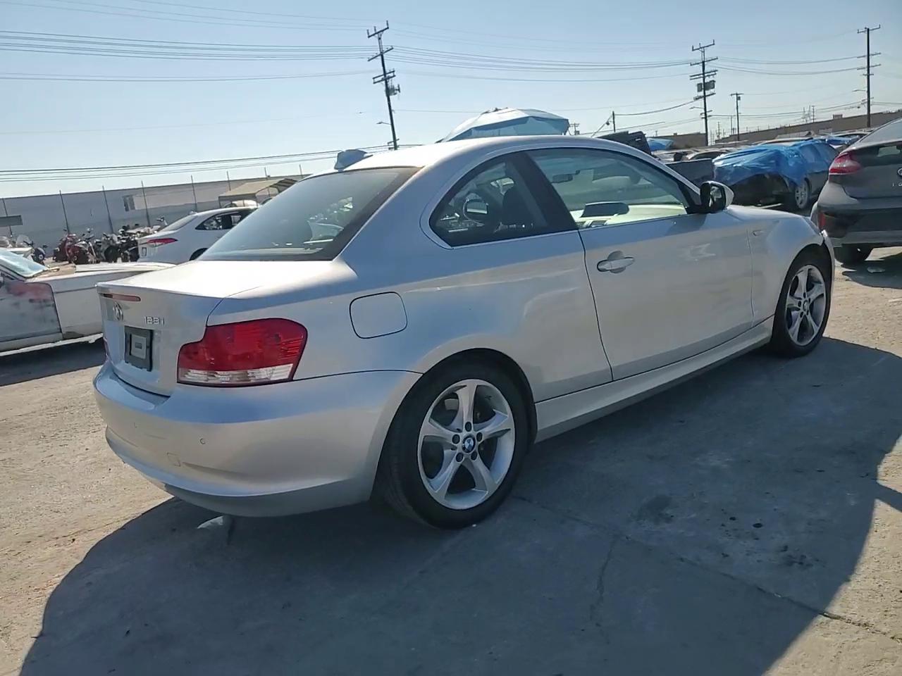 Фото: WBAUP9C53BVL90023