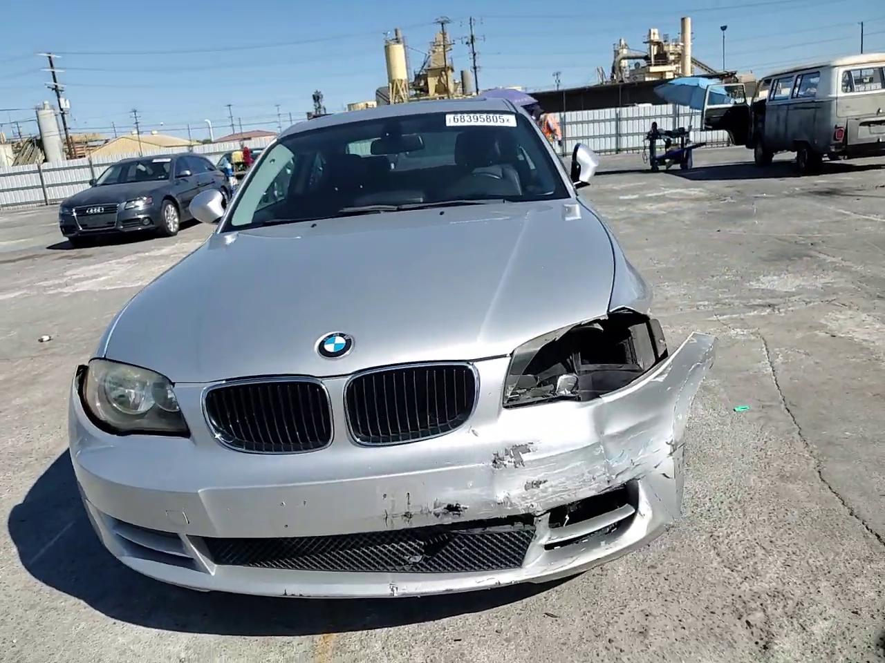 Фото: WBAUP9C53BVL90023