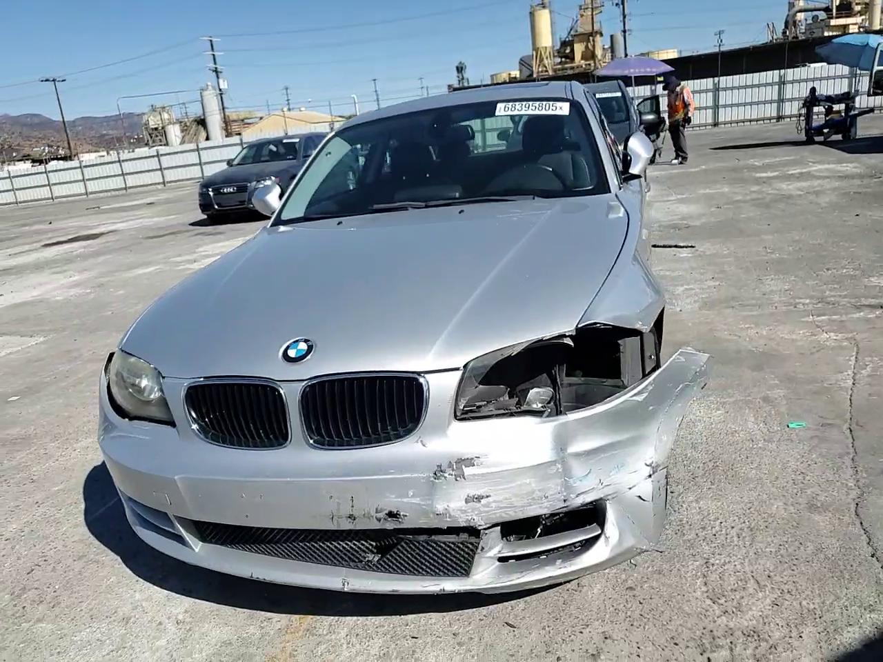 Фото: WBAUP9C53BVL90023