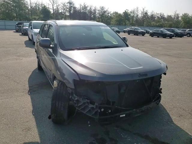 2018 Jeep Grand Cherokee Laredo VIN: 1C4RJFAG2JC119025 Lot: 67789335