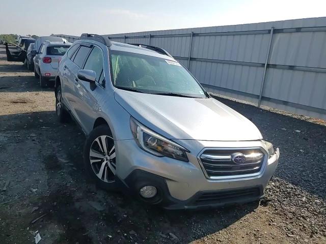 2018 Subaru Outback 2.5I Limited VIN: 4S4BSANC5J3383750 Lot: 69062125