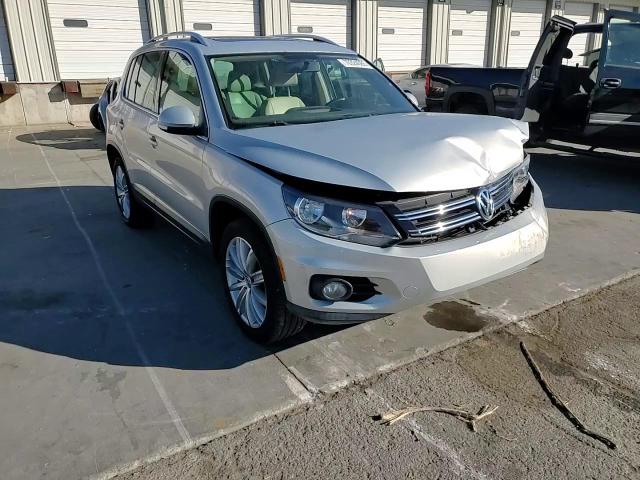 2013 Volkswagen Tiguan S VIN: WVGAV3AX0DW590900 Lot: 70324065