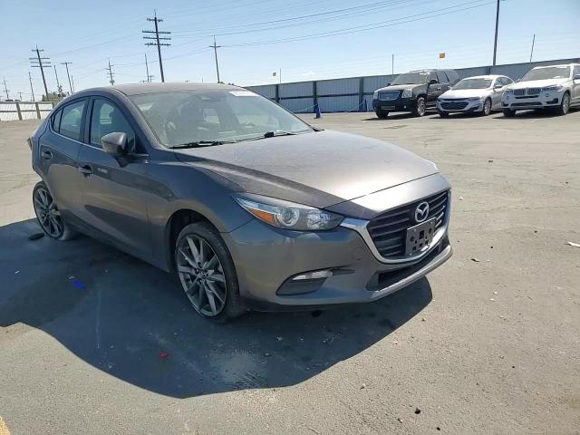 2018 Mazda 3 Touring VIN: 3MZBN1V38JM272102 Lot: 68662695