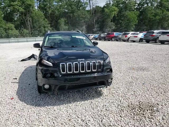 2017 Jeep Cherokee Latitude VIN: 1C4PJMCS9HW636473 Lot: 70962925