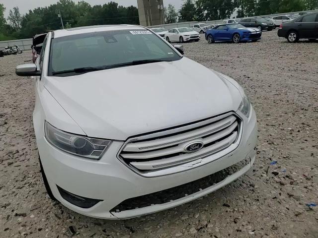 2014 Ford Taurus Limited VIN: 1FAHP2J88EG152837 Lot: 69125325