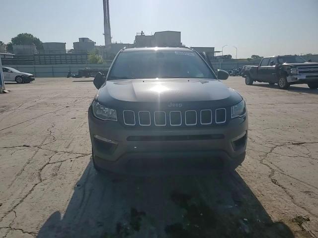 2019 Jeep Compass Sport VIN: 3C4NJCAB8KT637292 Lot: 69289735