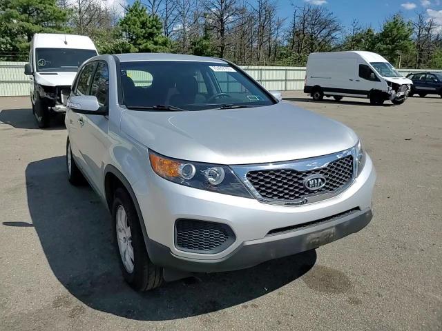 2012 Kia Sorento Base VIN: 5XYKT3A13CG296011 Lot: 70439785