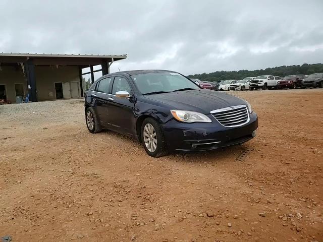 2014 Chrysler 200 Limited VIN: 1C3CCBCG4EN158686 Lot: 68756065