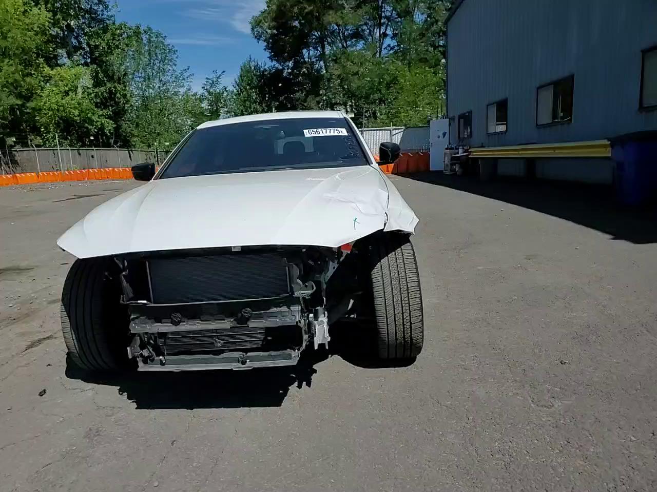 Фото: WBY83FB00RFT10796