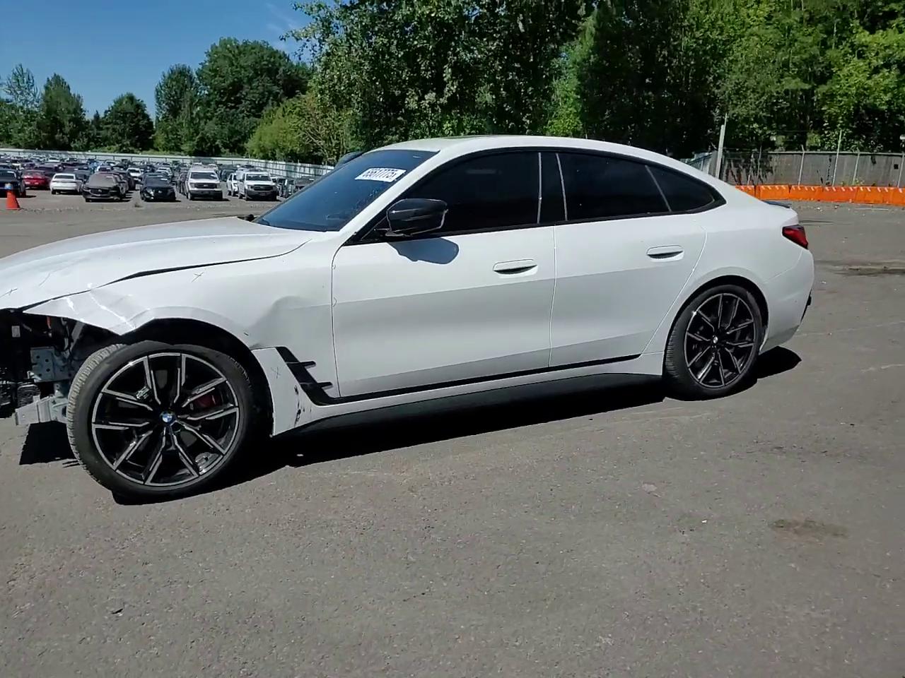 Фото: WBY83FB00RFT10796