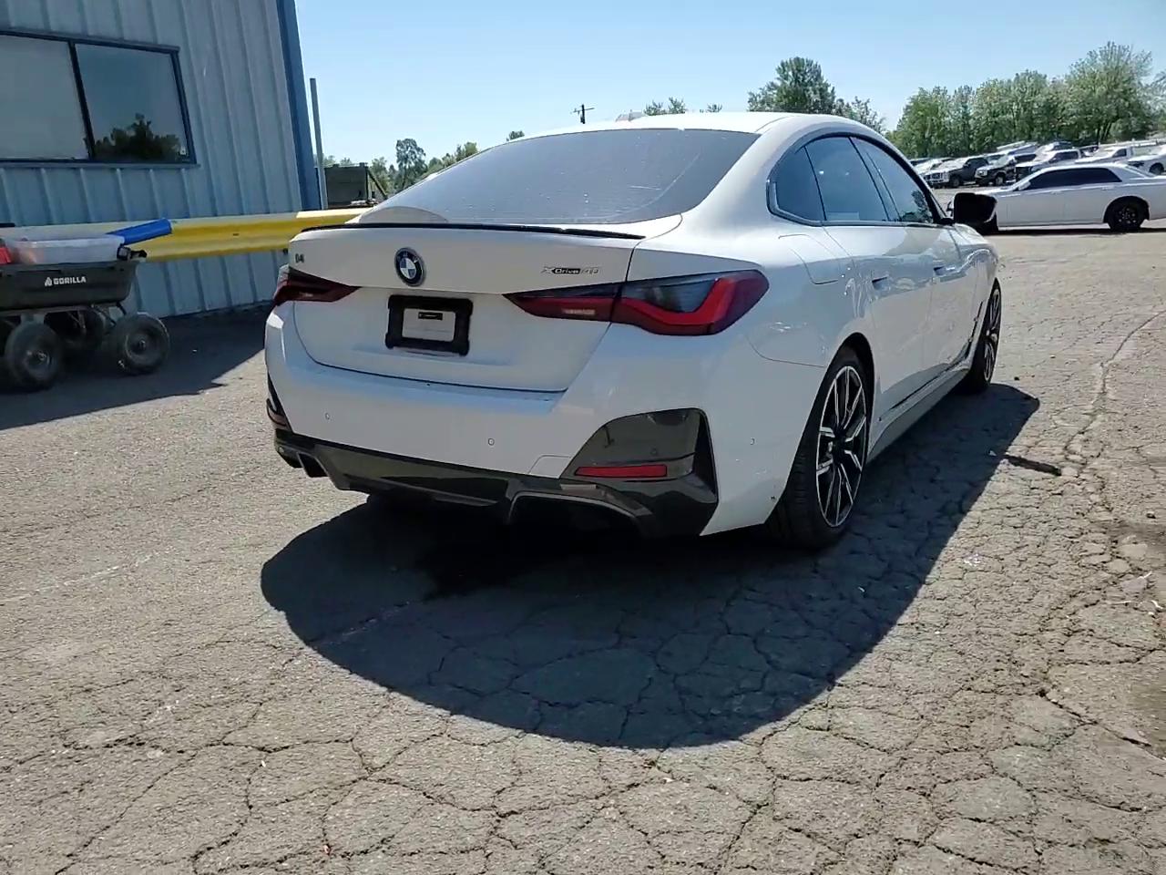 Фото: WBY83FB00RFT10796