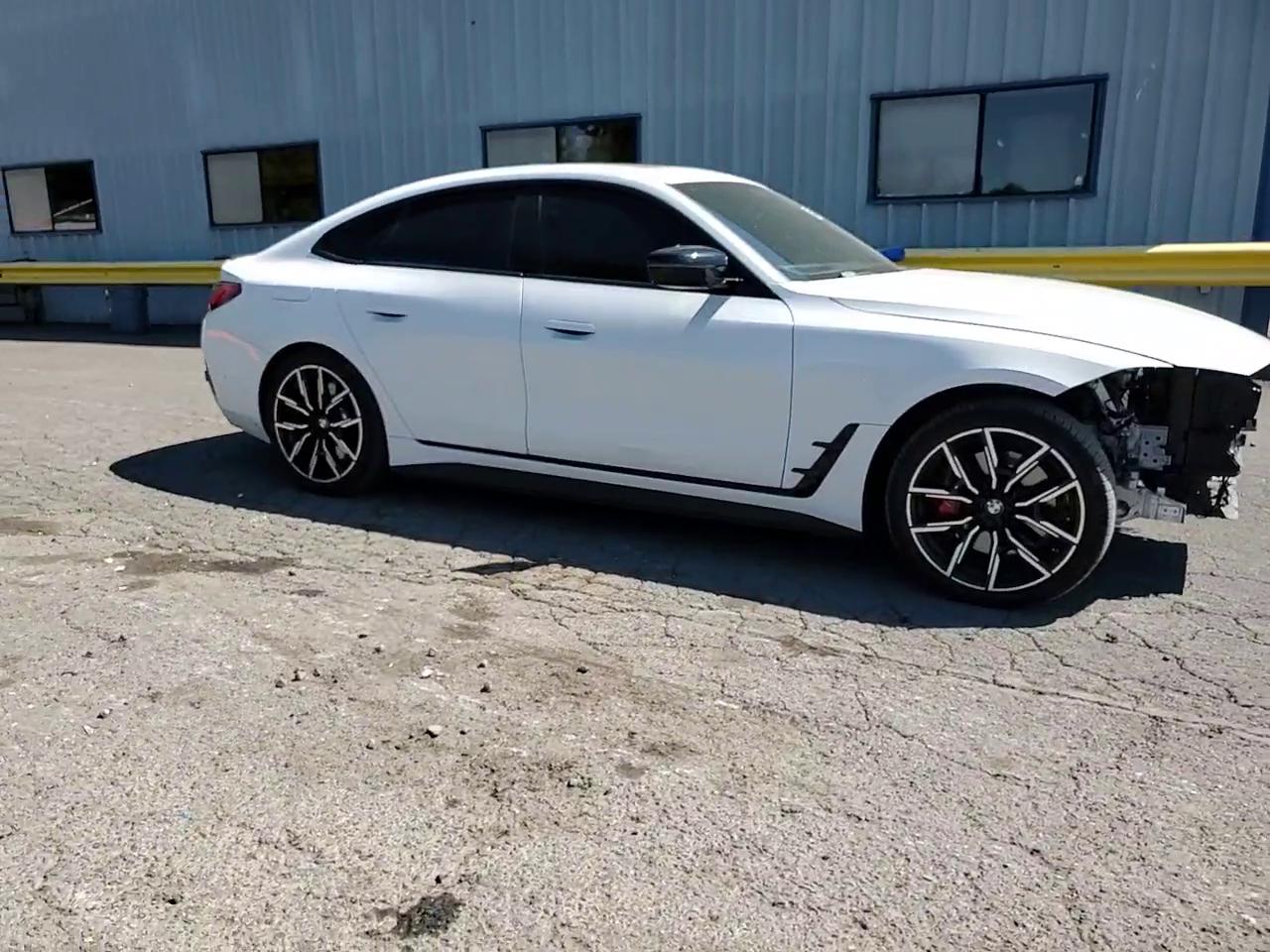 Фото: WBY83FB00RFT10796