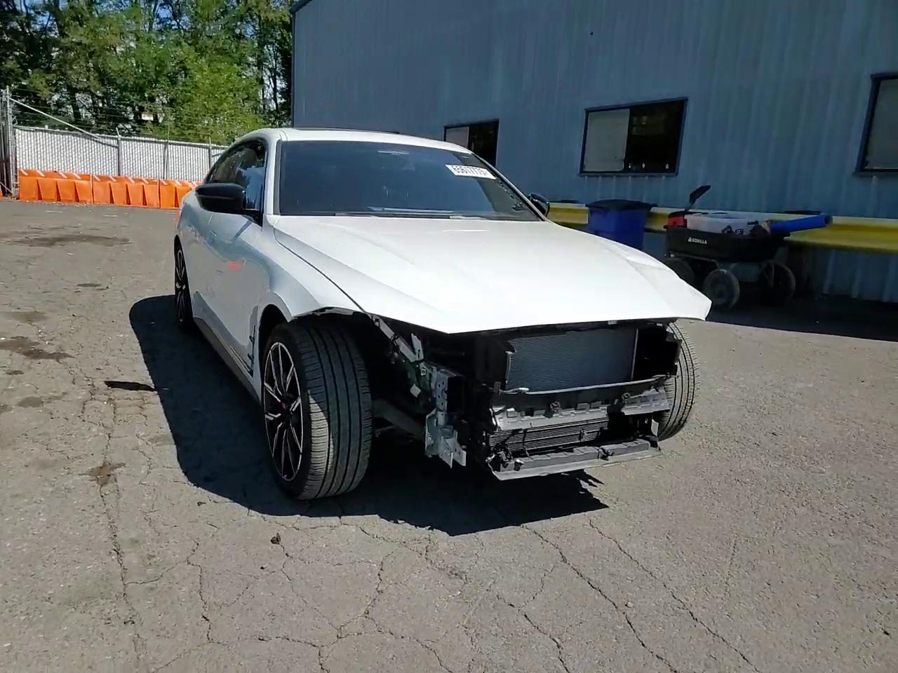 Фото: WBY83FB00RFT10796