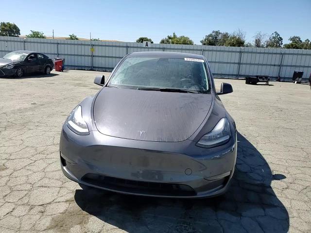 2022 Tesla Model Y VIN: 7SAYGDEE4NF354514 Lot: 67946515