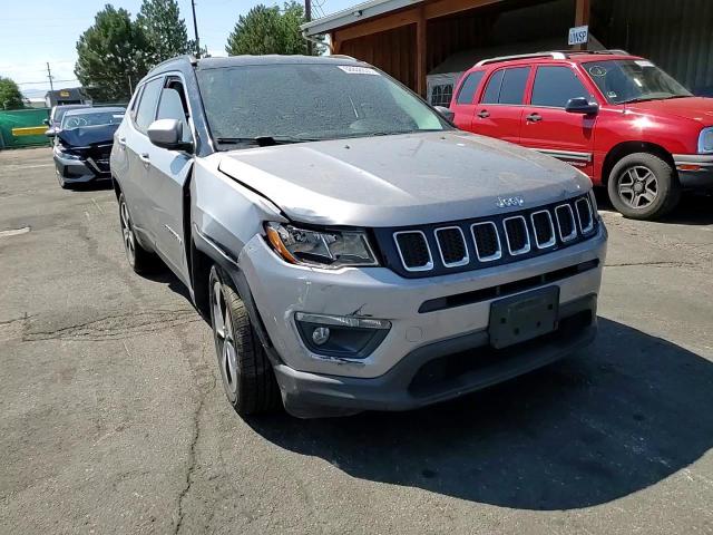 2018 Jeep Compass Latitude VIN: 3C4NJDBB2JT116247 Lot: 68836035