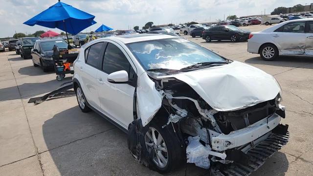 2018 Toyota Prius C VIN: JTDKDTB33J1608208 Lot: 70415265