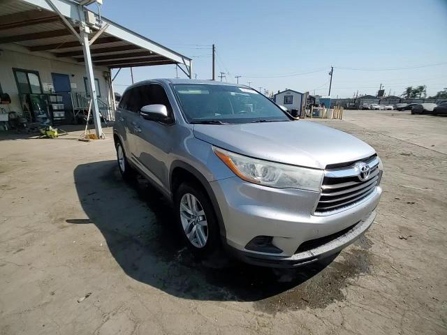 2016 Toyota Highlander Le VIN: 5TDZKRFH3GS184845 Lot: 68545035