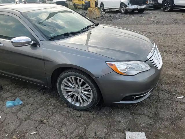2012 Chrysler 200 Limited VIN: 1C3CCBCG6CN203298 Lot: 68439155