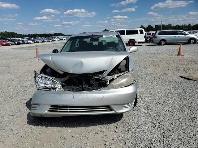 2005 Toyota Camry Le VIN: 4T1BE30K85U985267 Lot: 70563185