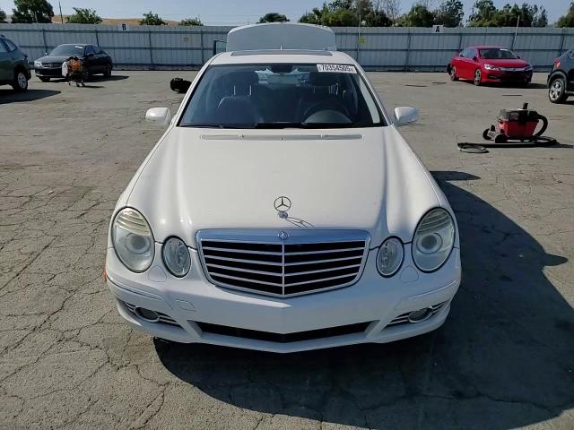 2007 Mercedes-Benz E 550 VIN: WDBUF72X47B135787 Lot: 70354505