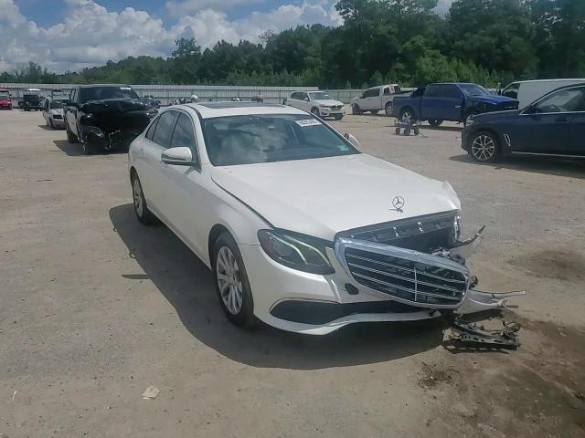 2017 Mercedes-Benz E 300 4Matic VIN: WDDZF4KB1HA154000 Lot: 68393495