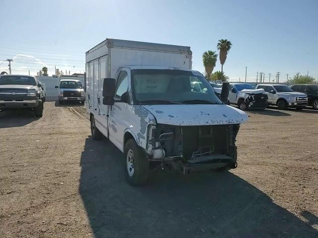 2007 GMC Savana Cutaway G3500 VIN: 1GDGG31V571904187 Lot: 70119185