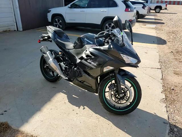 2022 Kawasaki Ex400 VIN: JKAEXKH18NDAH5676 Lot: 68781185