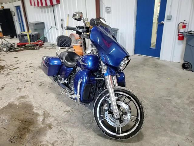 2017 Harley-Davidson Flhxs Street Glide Special VIN: 1HD1KRC1XHB646359 Lot: 70146685