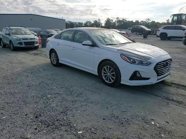 2018 Hyundai Sonata Se VIN: 5NPE24AF5JH658699 Lot: 70456815