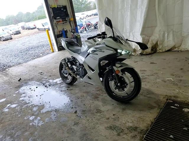 2025 Kawasaki Ex500 VIN: ML5EXGG12SDA69029 Lot: 69070095