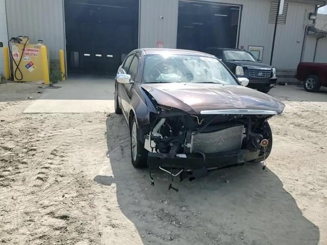 2013 Chrysler 200 Limited VIN: 1C3CCBCG1DN655340 Lot: 68811005