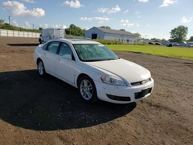 2008 Chevrolet Impala Ltz VIN: 2G1WU583289255561 Lot: 70549475