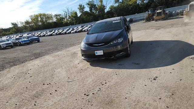 2017 Chrysler Pacifica Touring VIN: 2C4RC1DG8HR502736 Lot: 70742535