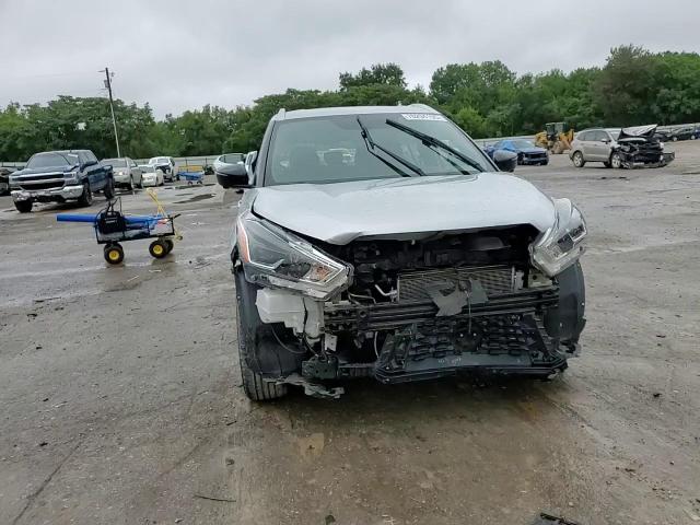 2018 Nissan Kicks S VIN: 3N1CP5CU0JL542971 Lot: 70294195