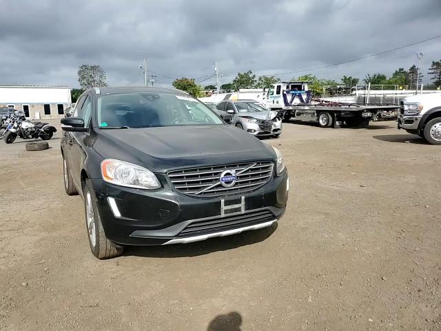 2016 Volvo Xc60 T5 Premier VIN: YV4612RK2G2787942 Lot: 69998165
