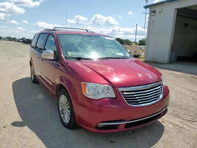 2015 Chrysler Town & Country Touring L VIN: 2C4RC1CG5FR674074 Lot: 67134315