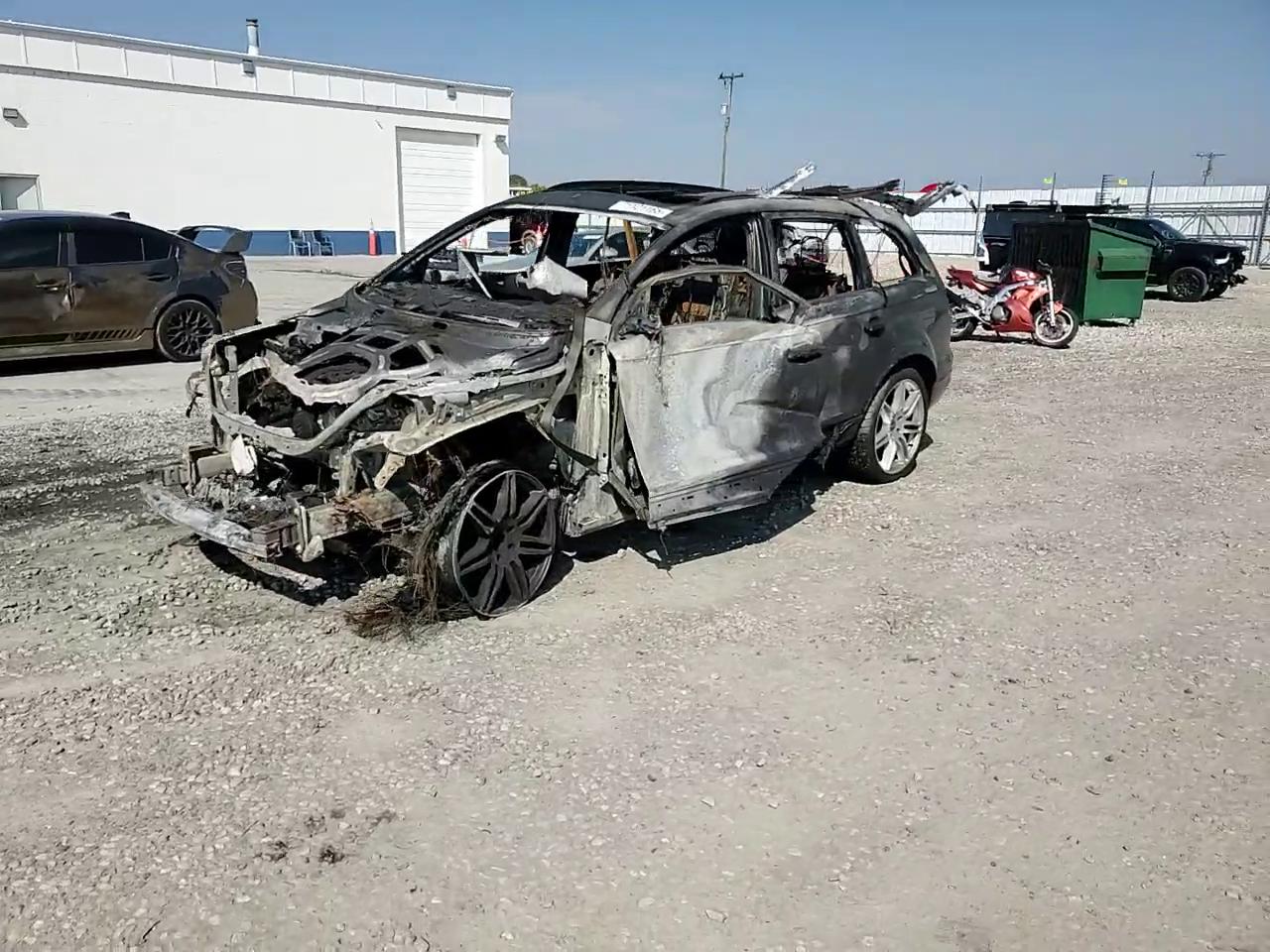 Фото: WA1LGAFE4FD023889