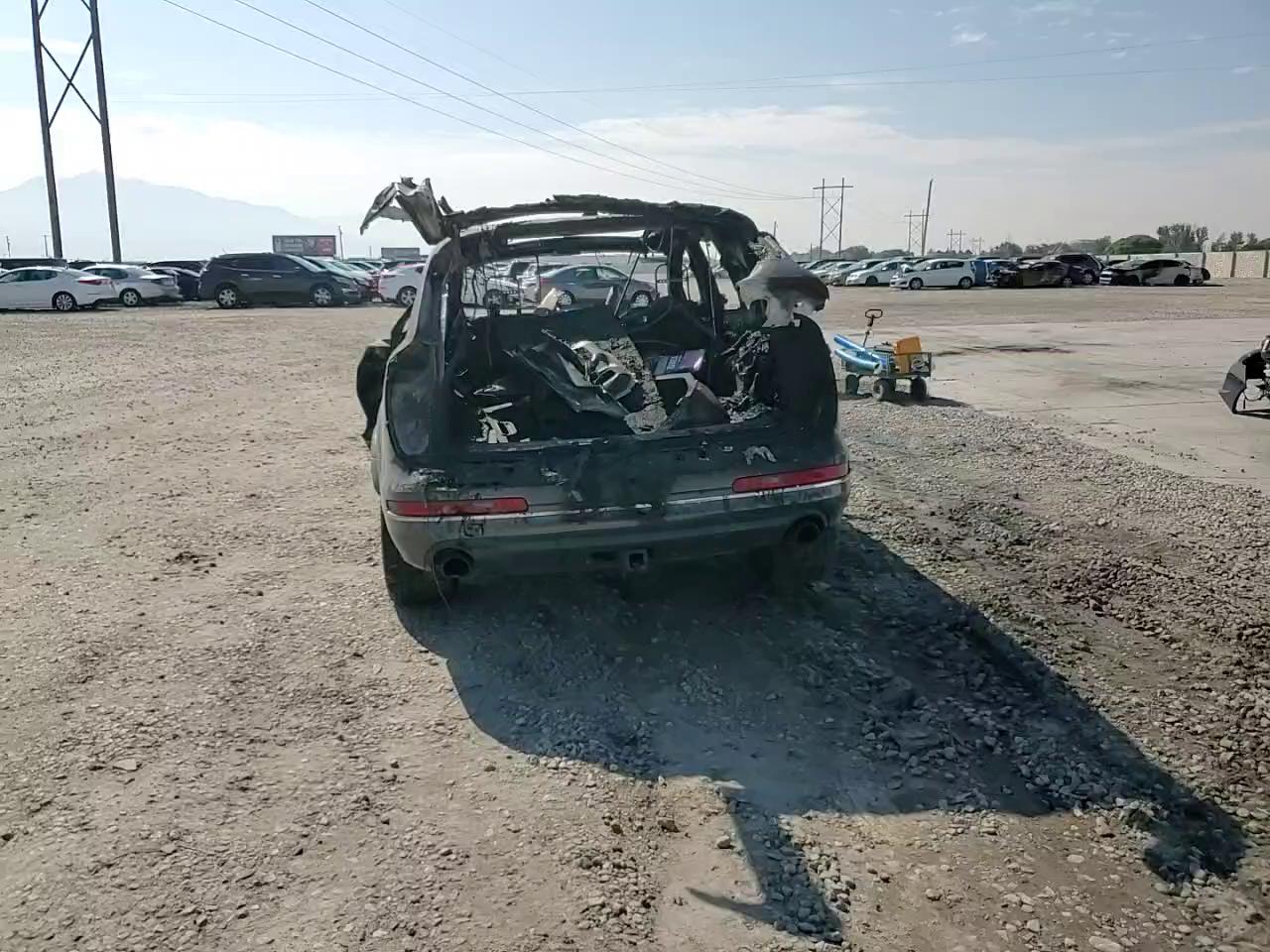 Фото: WA1LGAFE4FD023889