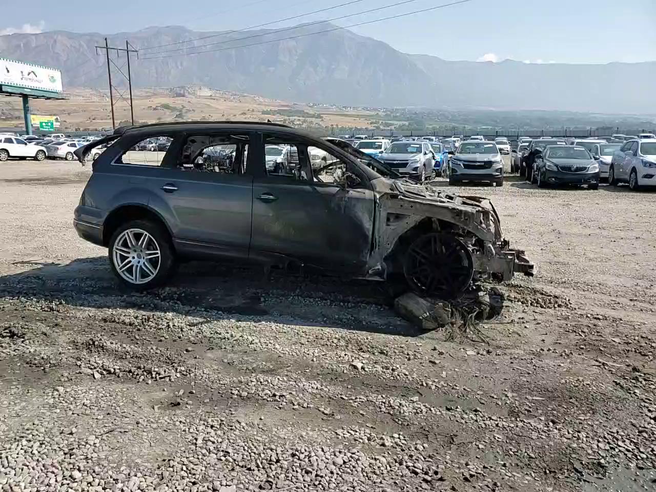 Фото: WA1LGAFE4FD023889