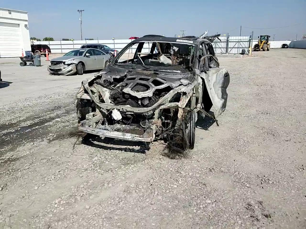 Фото: WA1LGAFE4FD023889