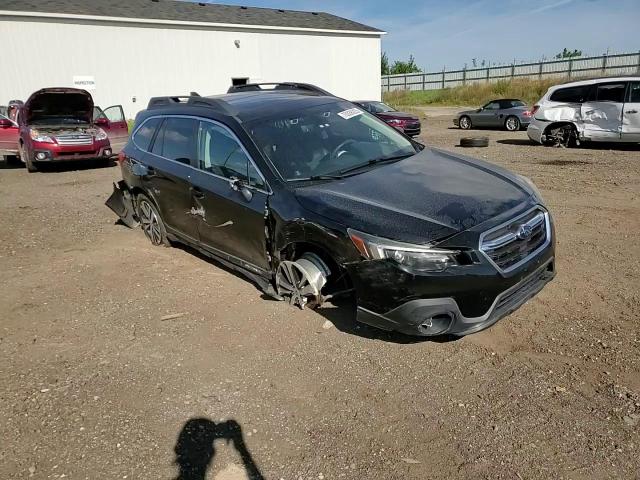 2018 Subaru Outback 3.6R Limited VIN: 4S4BSENC1J3283619 Lot: 70338025