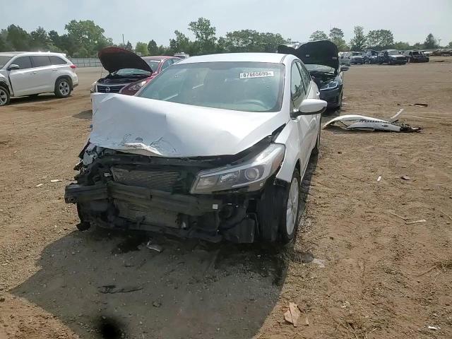 2017 Kia Forte Lx VIN: 3KPFL4A70HE082335 Lot: 67665695