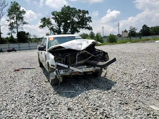 2004 Chevrolet Silverado C1500 VIN: 2GCEC19V041419655 Lot: 69806095