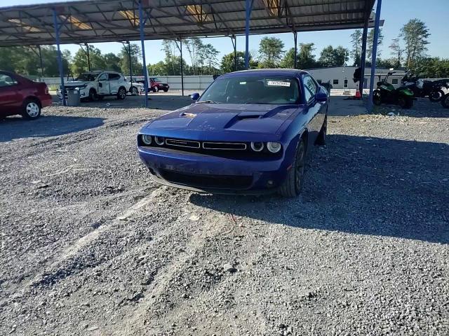 2018 Dodge Challenger Sxt VIN: 2C3CDZAG0JH255203 Lot: 70252995