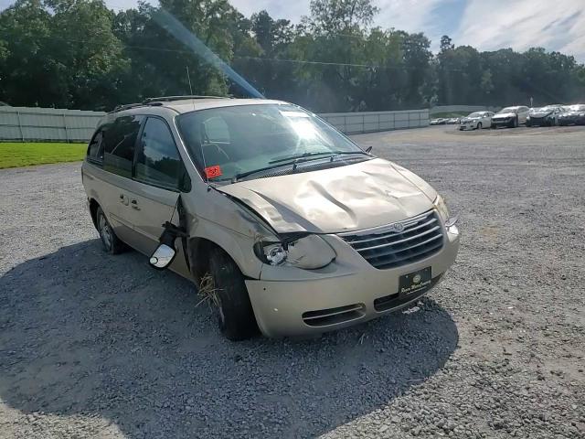 2005 Chrysler Town & Country Touring VIN: 2C4GP54L85R507978 Lot: 70539705