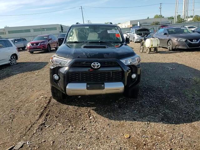 2018 Toyota 4Runner Sr5/Sr5 Premium VIN: JTEBU5JR3J5550302 Lot: 70882125