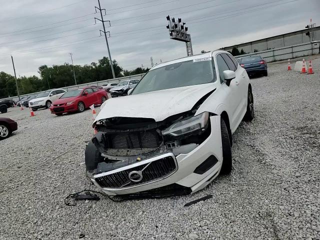 2018 Volvo Xc60 T5 Momentum VIN: YV4102RKXJ1085202 Lot: 70802935