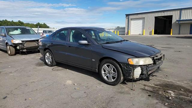 2005 Volvo S60 2.5T VIN: YV1RH592052449069 Lot: 70579135