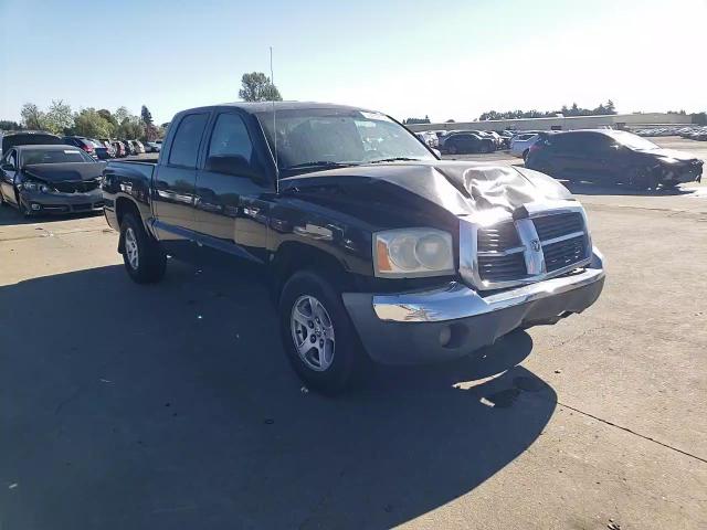 2005 Dodge Dakota Quad Slt VIN: 1D7HW48N05S110668 Lot: 69484635