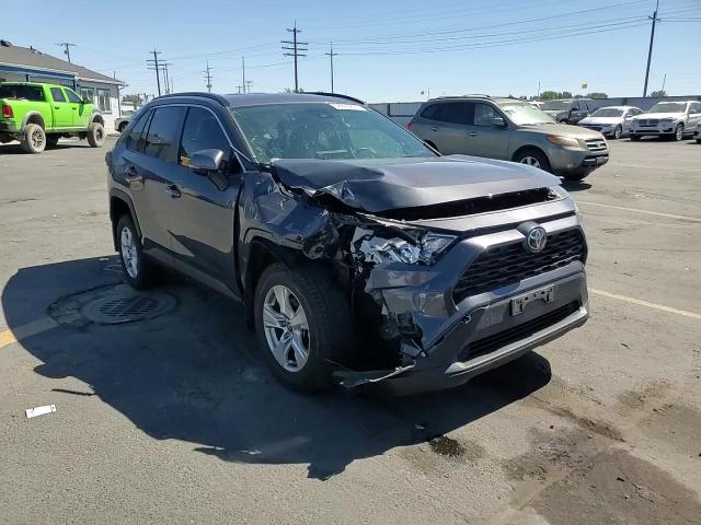 2021 Toyota Rav4 Xle VIN: 2T3P1RFV2MW240641 Lot: 68675675